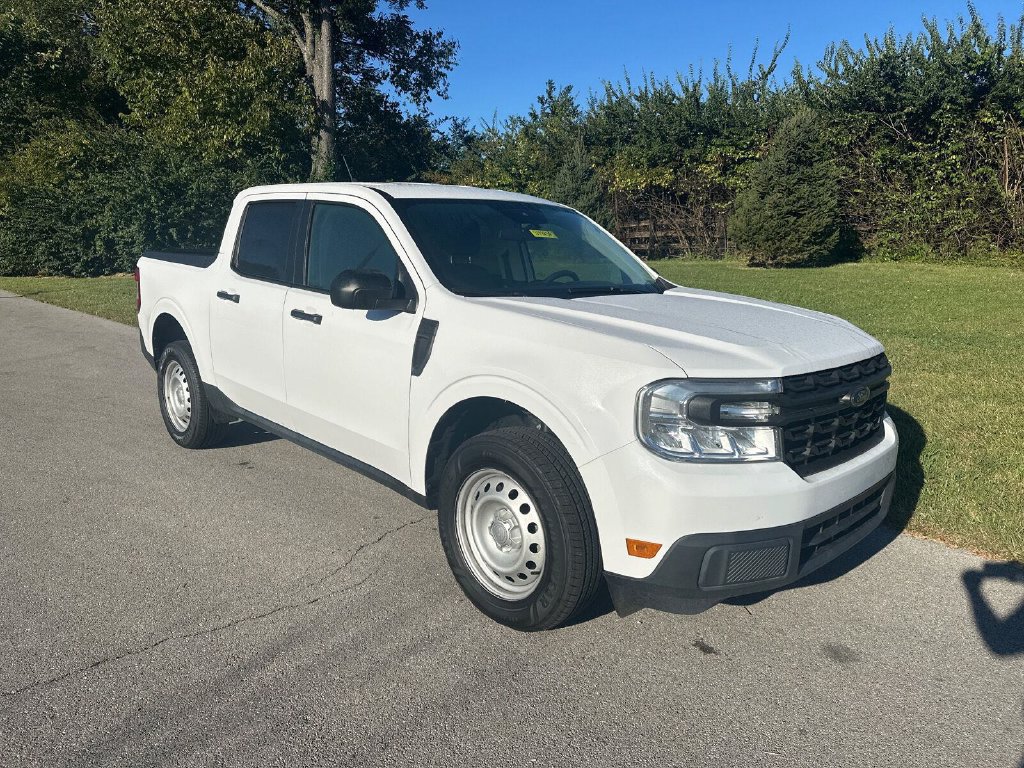 Used 2022 Ford Maverick XL FWD image 1