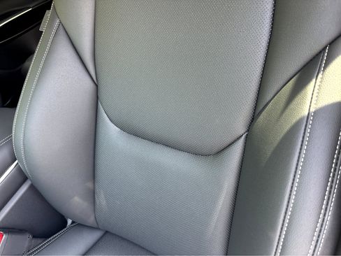 New 2026 Genesis GV70 2.5T image 7