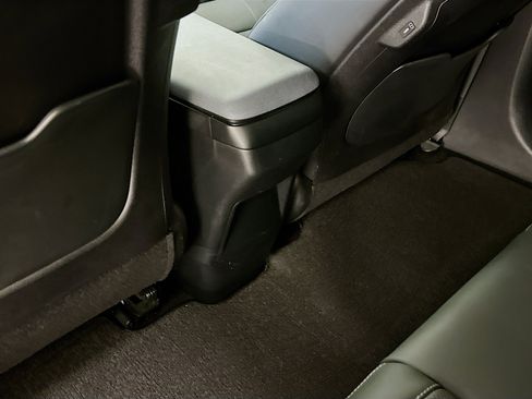 Used 2024 Kia EV6 Wind w/ Wind Technology Package AWD/4WD image 28