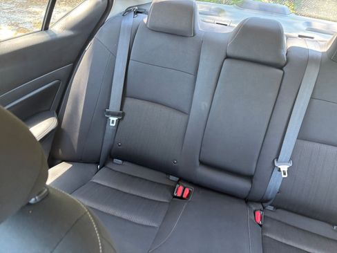 Used 2025 Nissan Altima 2.5 SV FWD image 40