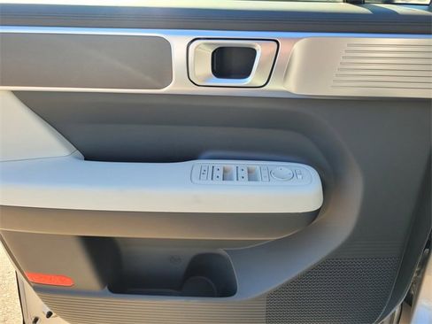 New 2026 Hyundai Santa Fe SE image 14