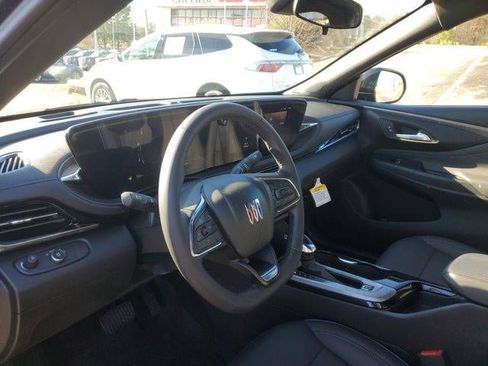 Used 2024 Buick Envista Sport Touring image 15