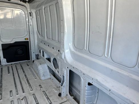 Used 2024 Ford Transit 250 148 Medium Roof RWD image 20