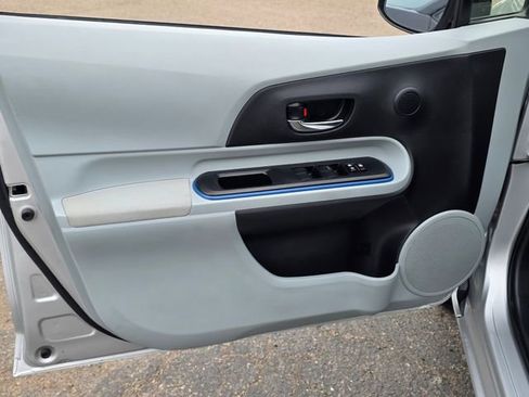 Used 2012 Toyota Prius C Three w/ Preferred Accessory Pkg #1 FWD image 22