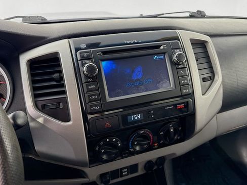 Used 2013 Toyota Tacoma PreRunner w/ TRD Sport Pkg RWD image 14