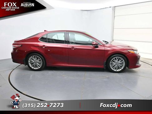 Used 2018 Toyota Camry XLE w/ Audio Package FWD image 17