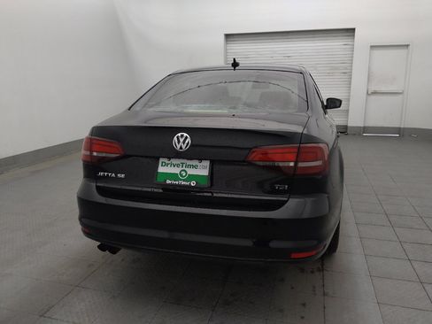 Used 2018 Volkswagen Jetta SE FWD image 7