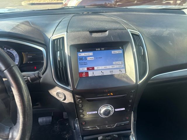 Used 2019 Ford Edge Titanium FWD image 12