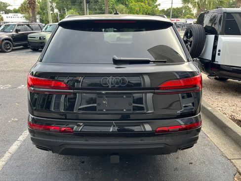 Used 2026 Audi Q7 3.0T Premium Plus w/ Premium Plus Package AWD/4WD image 6