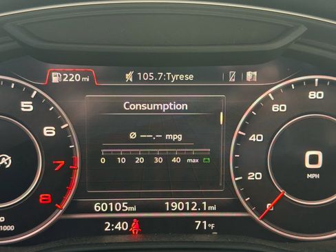 Used 2018 Audi Q5 2.0T Premium Plus w/ Premium Plus Package AWD/4WD image 10