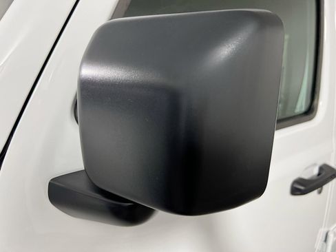 Used 2026 Jeep Wrangler Unlimited Sport AWD/4WD image 13