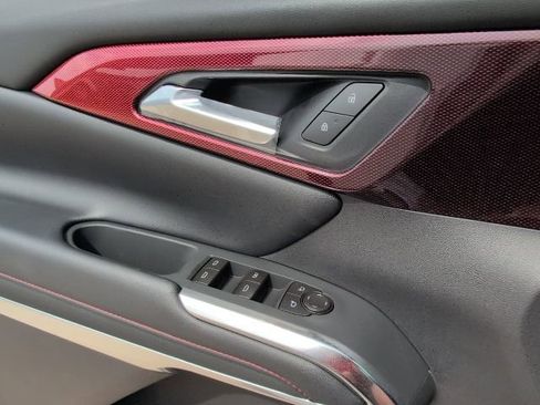 New 2026 Chevrolet Traverse Z71 w/ Enhanced Driving Package AWD/4WD image 17