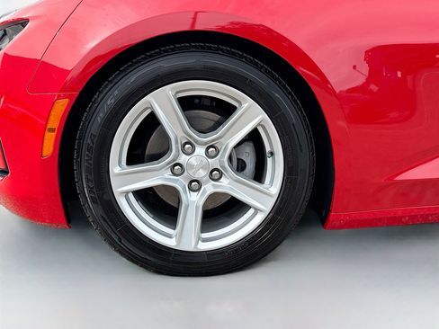 Used 2022 Chevrolet Camaro LT image 37