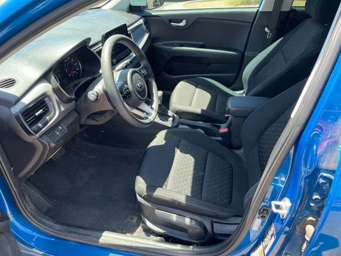 Used 2021 Kia Rio S w/ Technology Package FWD image 2