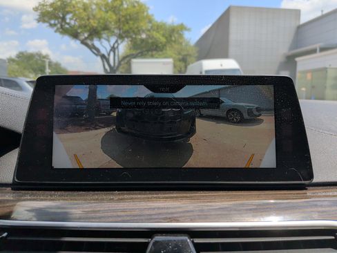 Used 2017 BMW 540i RWD image 21