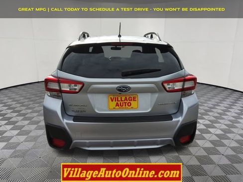 Used 2019 Subaru Crosstrek 2.0i image 3