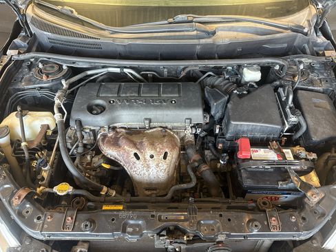 Used 2010 Toyota Matrix S FWD image 30