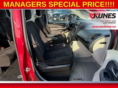 Used 2014 Dodge Grand Caravan American Value Package w/ UConnect Hands-Free Group image 16