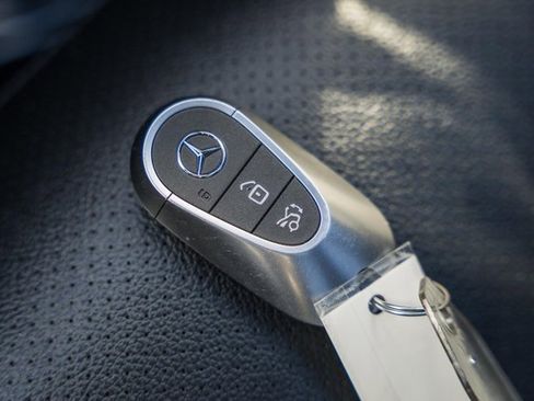 Certified 2024 Mercedes-Benz GLC 300 4MATIC image 44