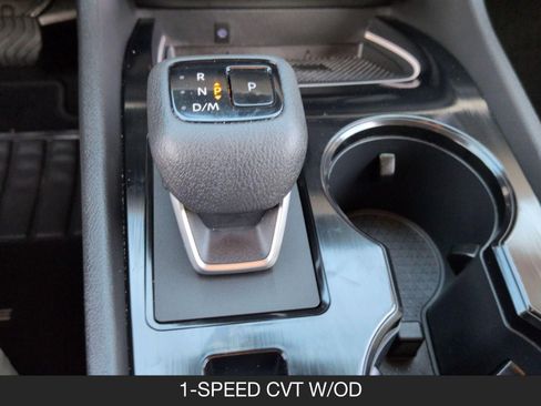 Certified 2025 Nissan Rogue SL w/ Tech Package image 17