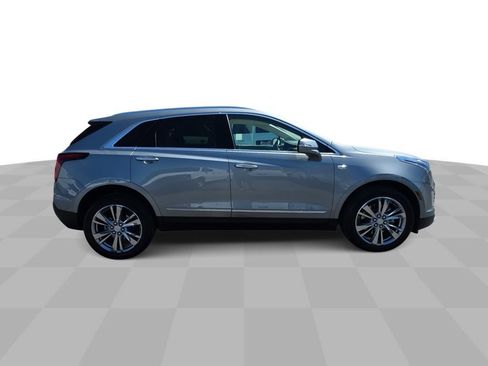 Used 2024 Cadillac XT5 Premium Luxury FWD image 9