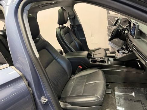 Used 2022 Lincoln Corsair AWD w/ Premium Package image 24
