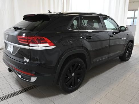Used 2023 Volkswagen Atlas Cross Sport SE w/ Black Wheel Package AWD/4WD image 12