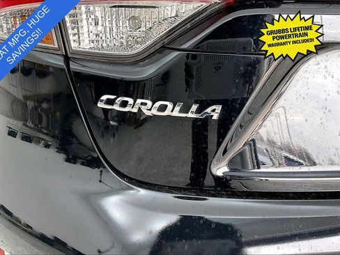 Used 2023 Toyota Corolla LE image 41