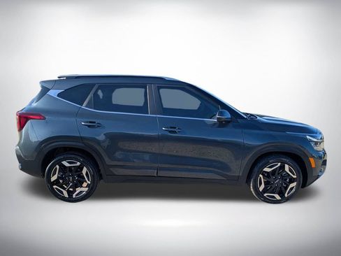 Used 2024 Kia Seltos SX AWD/4WD image 2