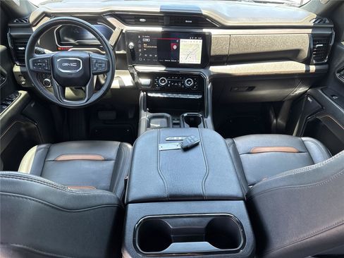 Used 2024 GMC Sierra 3500 AT4 w/ AT4 Premium Plus Package AWD/4WD image 13