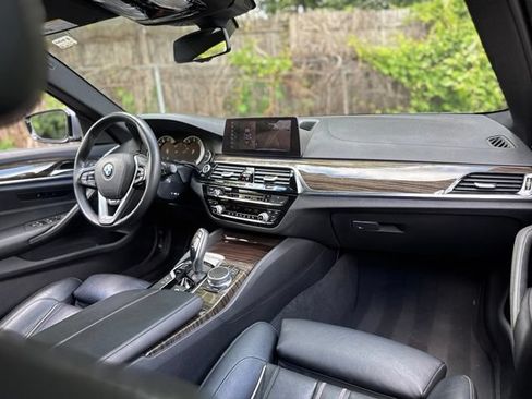 Used 2019 BMW 540i xDrive w/ Premium Package AWD/4WD image 17