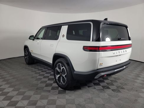Used 2024 Rivian R1S Adventure AWD/4WD image 3