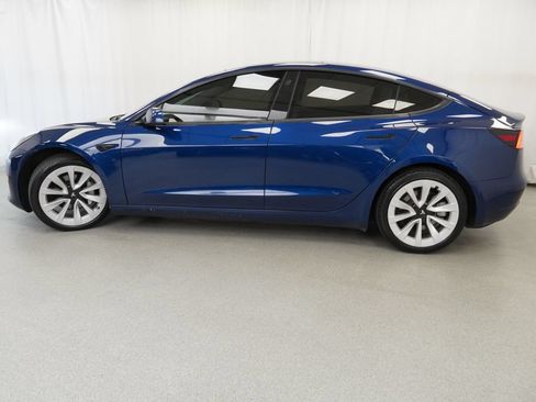 Used 2021 Tesla Model 3 Long Range AWD/4WD image 37