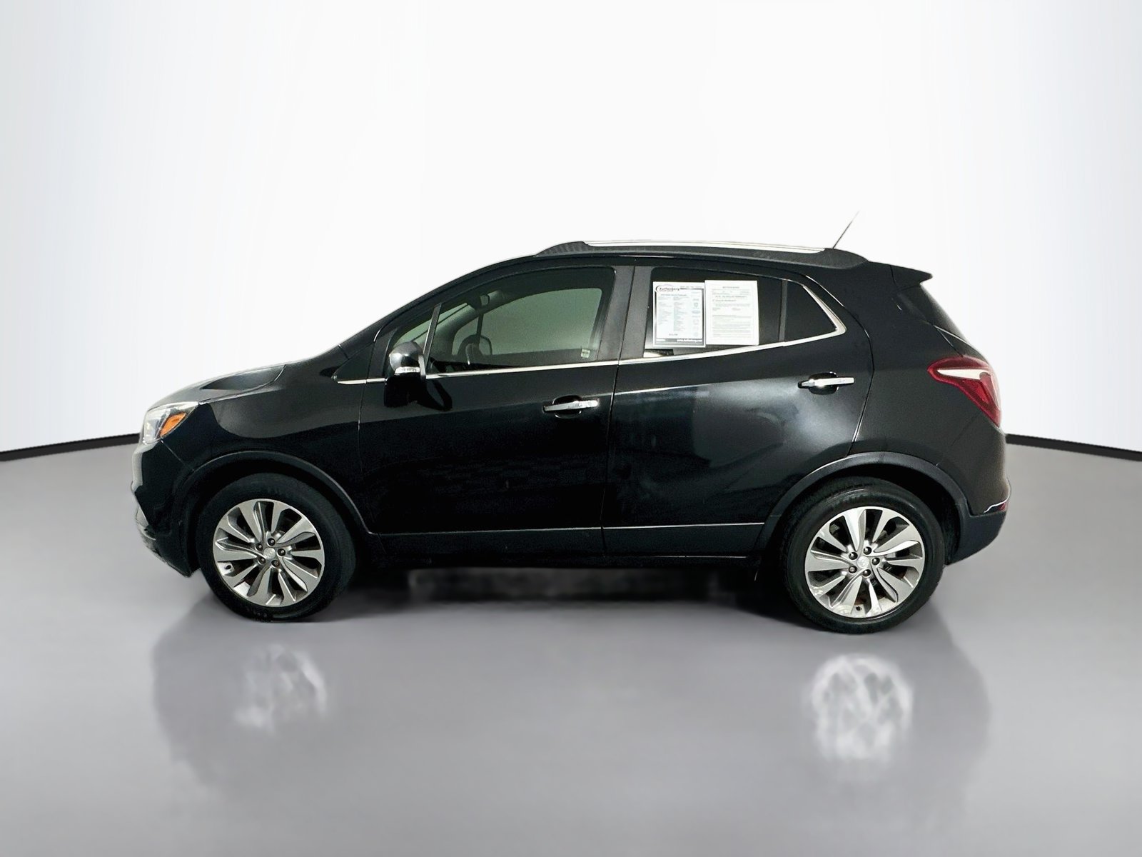 Used 2019 Buick Encore Preferred w/ Safety Package FWD image 4