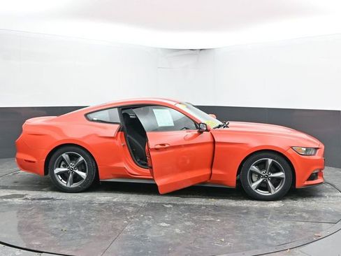 Used 2016 Ford Mustang Coupe w/ Equipment Group 051A image 30