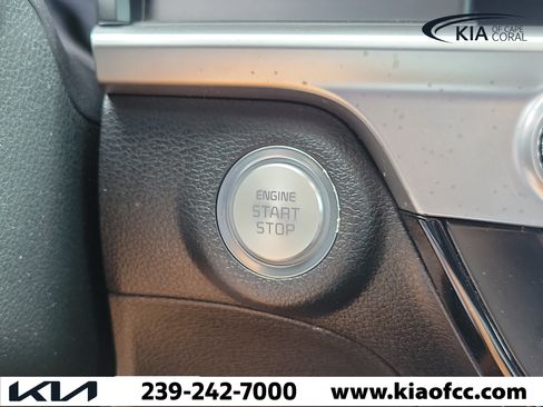 Certified 2024 Kia Telluride LX FWD image 29