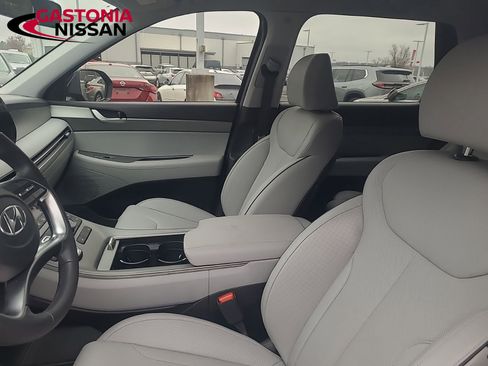 Used 2024 Hyundai Palisade SEL image 26