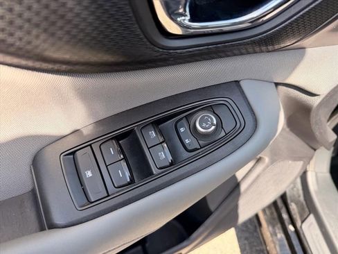 Used 2025 Subaru Legacy Premium AWD/4WD image 11