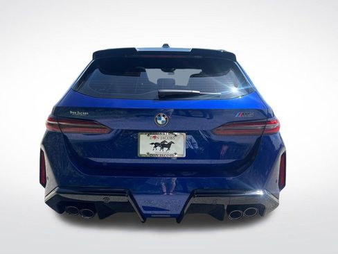 New 2026 BMW M5 Touring AWD/4WD image 4