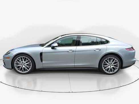 Used 2019 Porsche Panamera 4 AWD/4WD image 9