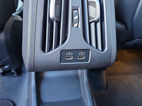 Used 2025 BMW X1 xDrive28i image 11