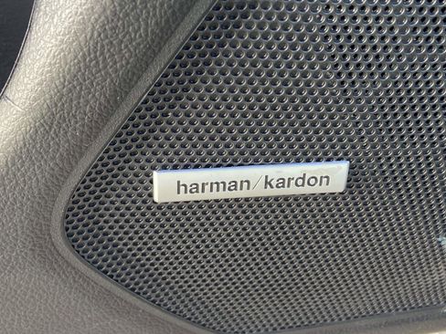 Used 2018 Subaru Outback 2.5i Limited image 10