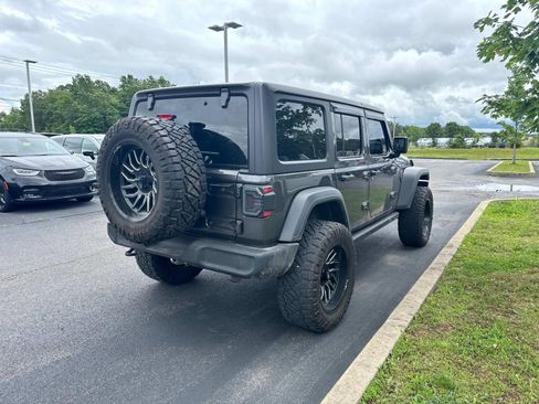 Used 2024 Jeep Wrangler Unlimited Sport AWD/4WD image 4