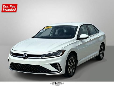 Used 2025 Volkswagen Jetta S FWD image 1