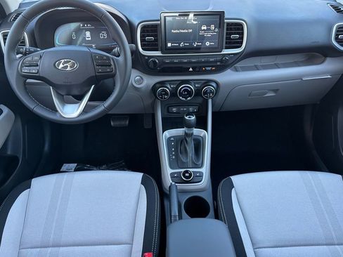 New 2026 Hyundai Venue SEL FWD image 10
