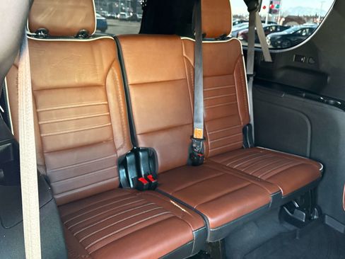 Used 2023 GMC Yukon XL Denali Ultimate image 22