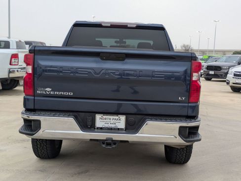 Used 2019 Chevrolet Silverado 1500 LT w/ Texas Edition image 4