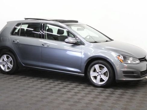 Used 2017 Volkswagen Golf Wolfsburg Edition FWD image 1