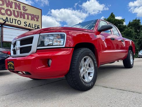 Used 2011 Dodge Dakota Big Horn AWD/4WD image 1