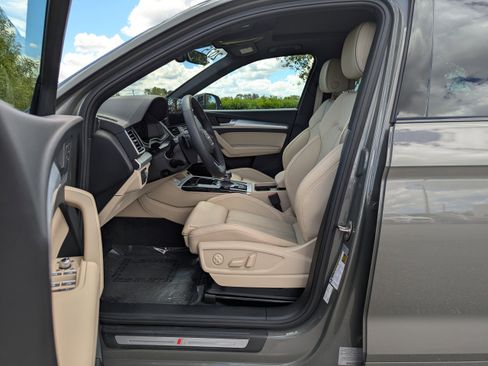 Certified 2025 Audi Q5 Prestige w/ Prestige Package image 26